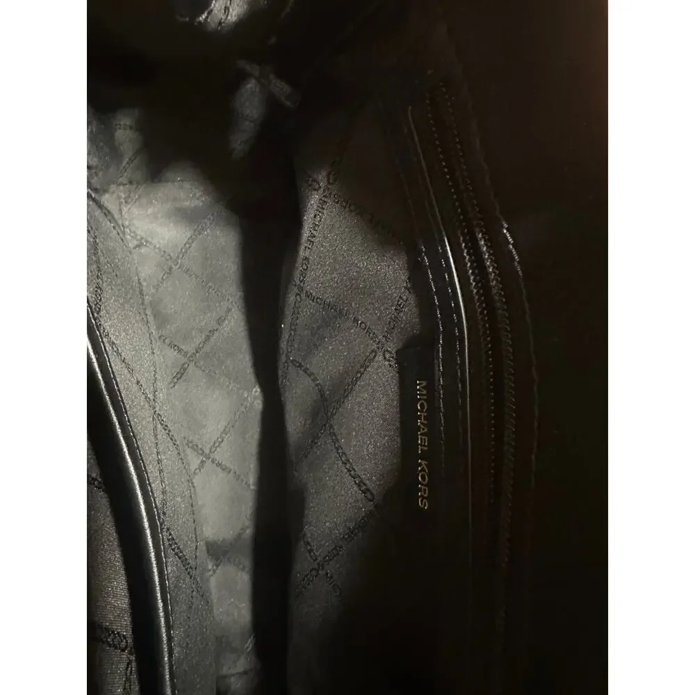 Michael Kors Selma Saffiano Leather Top Zip Satchel Purse Black NWOT